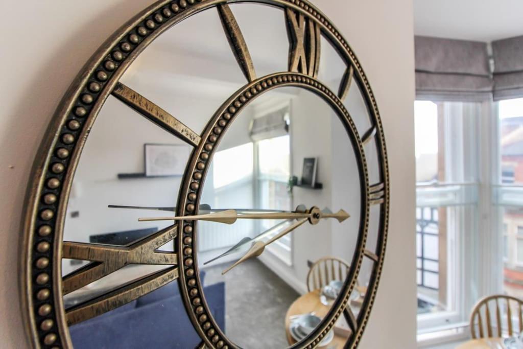 Spacious City Centre Lace Market Apartment 诺丁汉 外观 照片