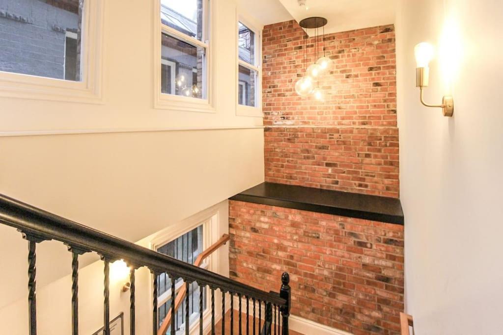 Spacious City Centre Lace Market Apartment 诺丁汉 外观 照片