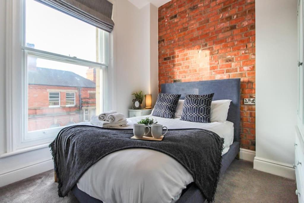 Spacious City Centre Lace Market Apartment 诺丁汉 外观 照片
